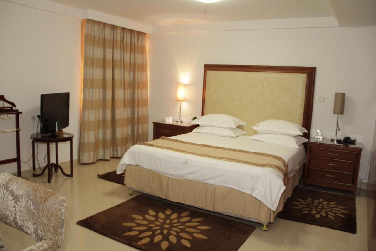 Hotel Victoria Garden Camama Zewnętrze zdjęcie